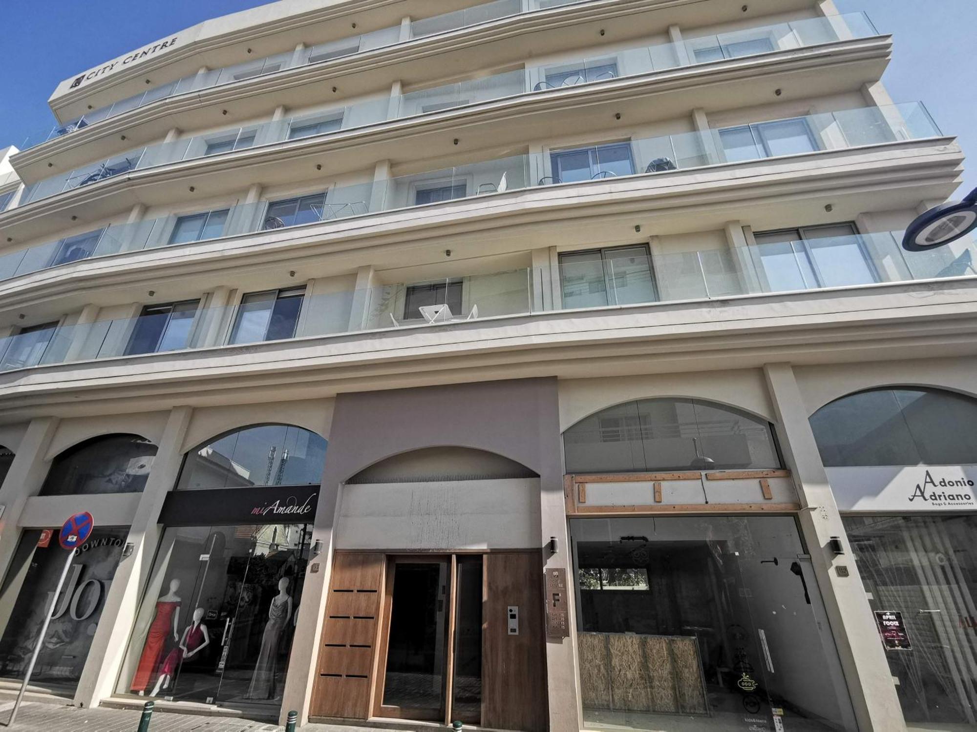 Lemon Paradise City Centre 200M From Beach Ларнака Экстерьер фото